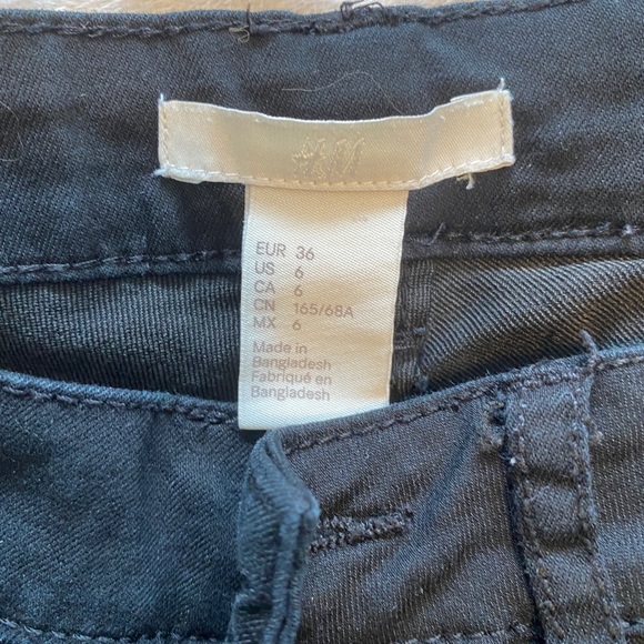H&M black skinny jeans - Picture 3 of 3